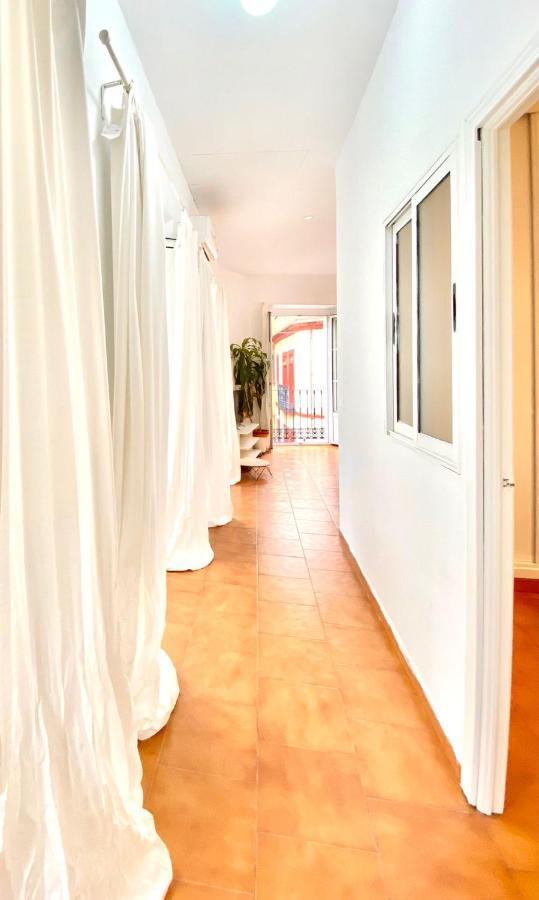 סביליה Comfortable Studio Old Town, Parking Optional מראה חיצוני תמונה