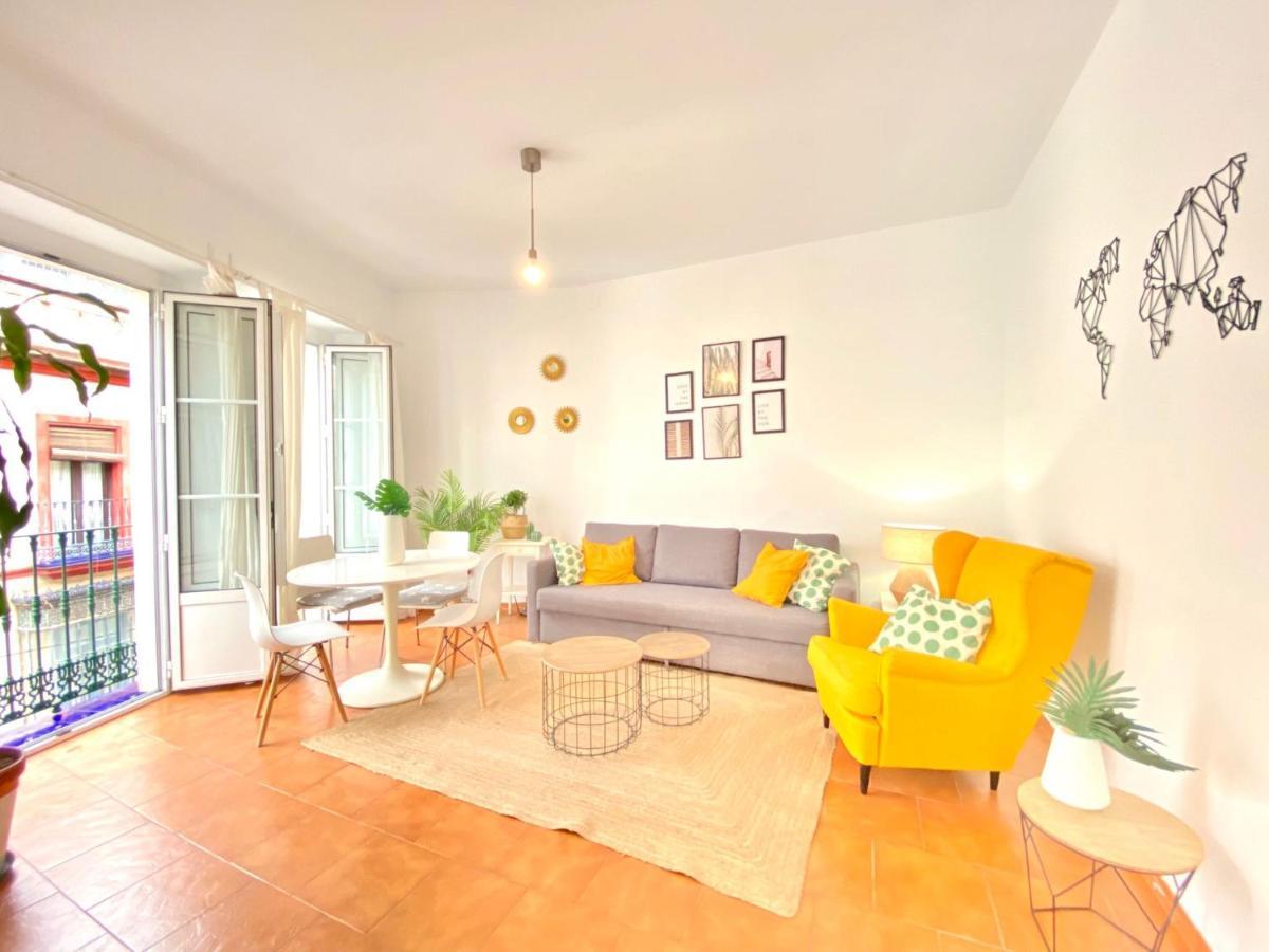 סביליה Comfortable Studio Old Town, Parking Optional מראה חיצוני תמונה