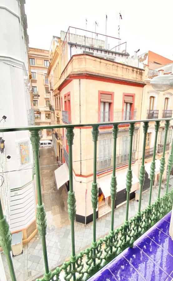סביליה Comfortable Studio Old Town, Parking Optional מראה חיצוני תמונה