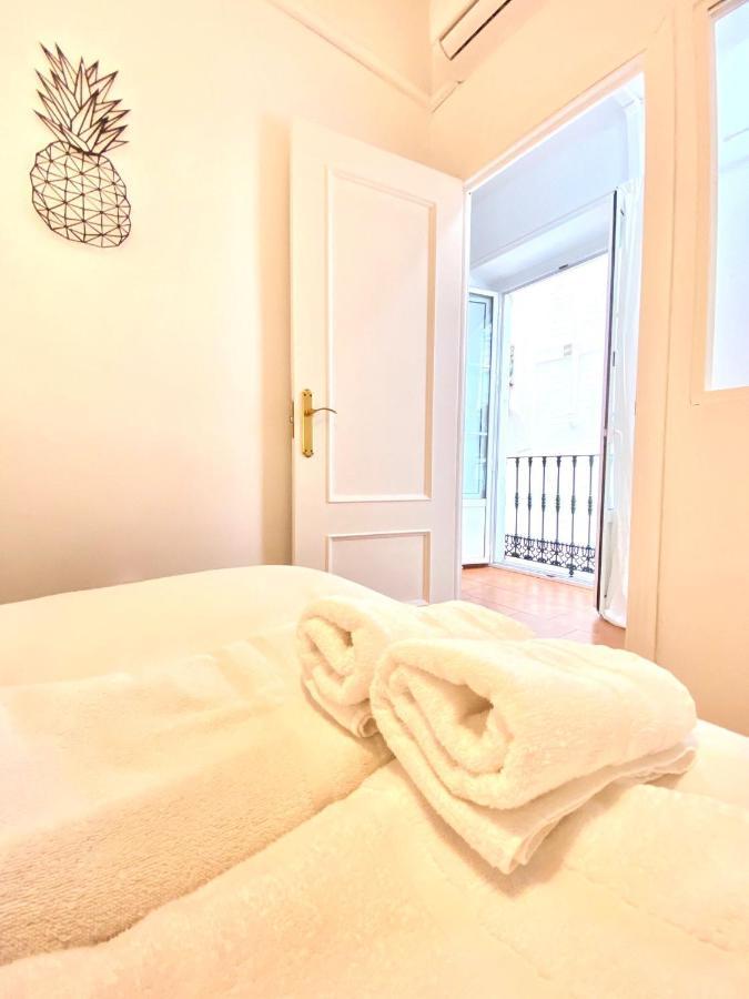 סביליה Comfortable Studio Old Town, Parking Optional מראה חיצוני תמונה