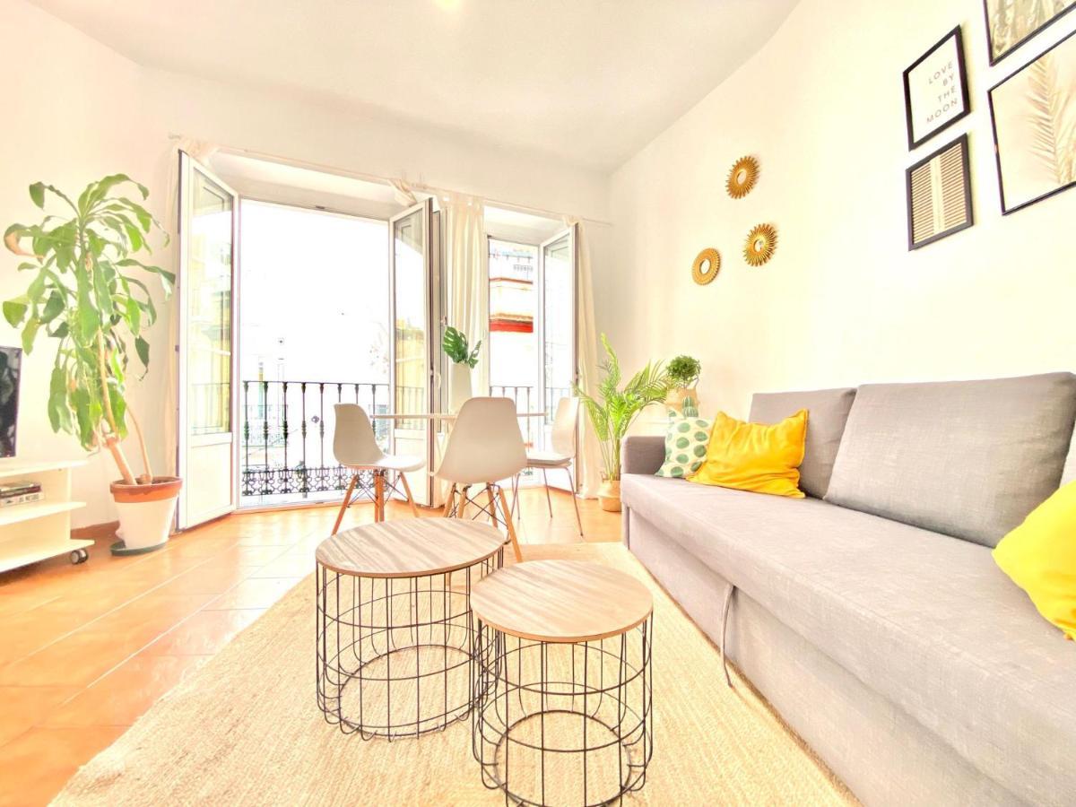 סביליה Comfortable Studio Old Town, Parking Optional מראה חיצוני תמונה