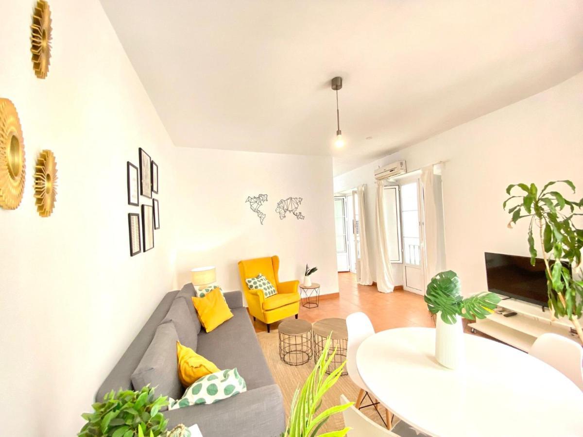 סביליה Comfortable Studio Old Town, Parking Optional מראה חיצוני תמונה